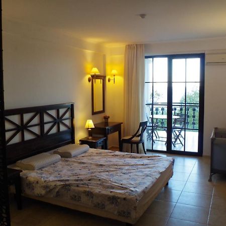 Beautiful 1St-Line Seaview Private Appartement In The Cliff Resort Obzor Exterior foto