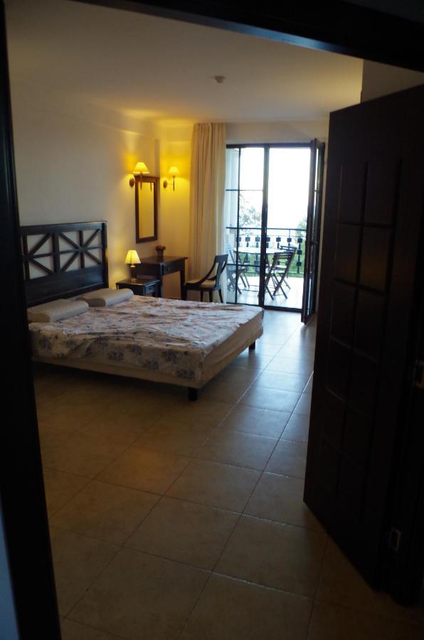 Beautiful 1St-Line Seaview Private Appartement In The Cliff Resort Obzor Exterior foto