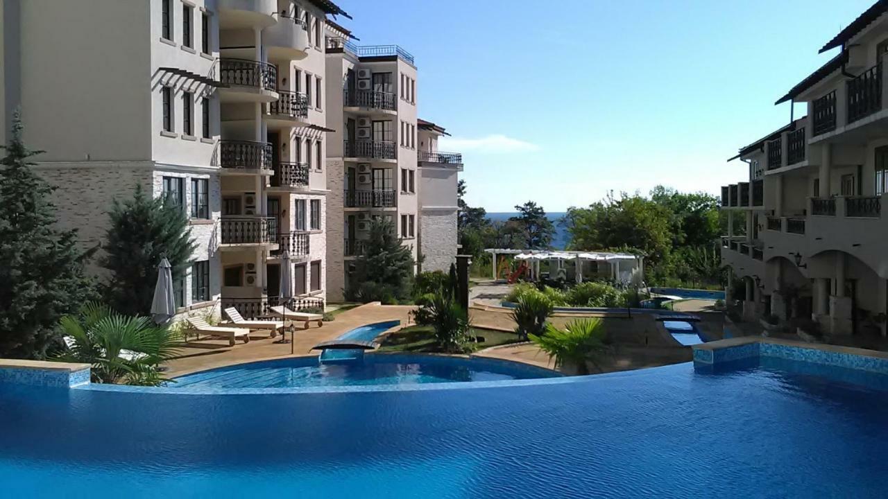 Beautiful 1St-Line Seaview Private Appartement In The Cliff Resort Obzor Exterior foto
